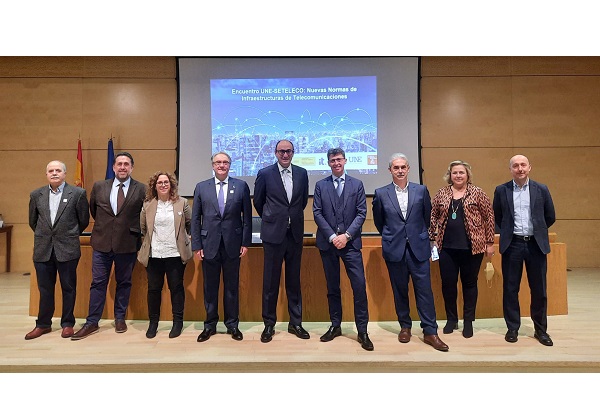 UNE and the Secretary of State for Telecommunications and Digital Infrastructures promote the quality of telecommunications
