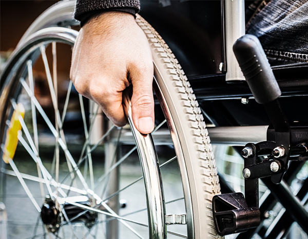 UNE launches an open call to recruit a team for the revision of the EN 17210 accessibility standard.