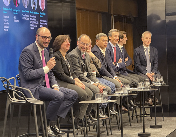 UNE attends 2nd Industrialised Construction Congress