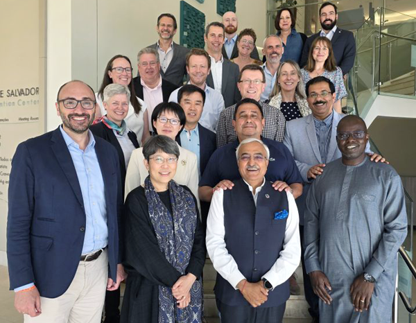 Javier García chairs the meetings of the ISO Technical Management Board