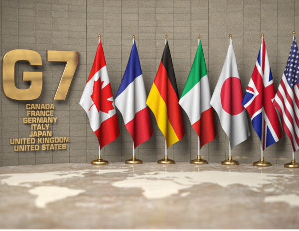The G7 calls for the use of standards to aid global reconstruction