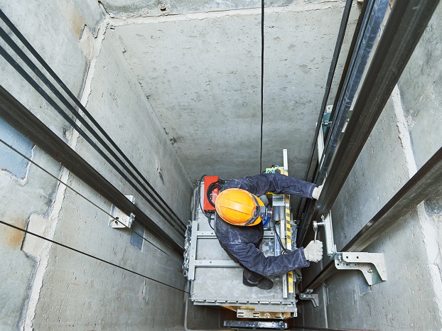 New UNE standard for the preventive maintenance of lifts