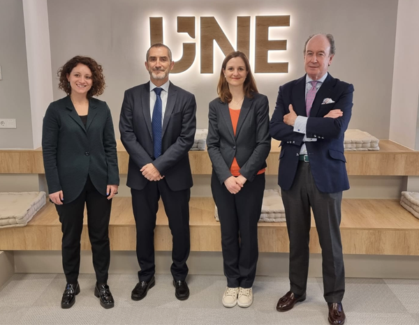 ANFALUM gathers the European lighting sector in the UNE's headquarters