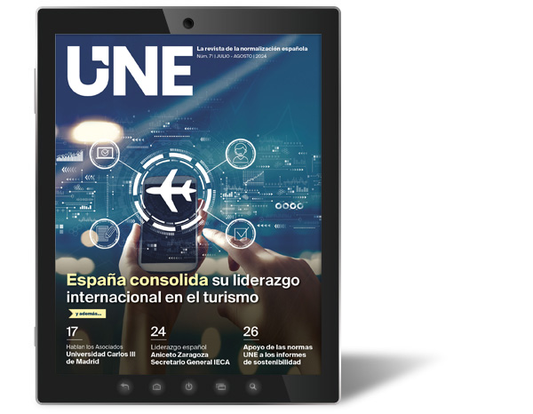 Spain, global leader in tourism, in the UNE magazine